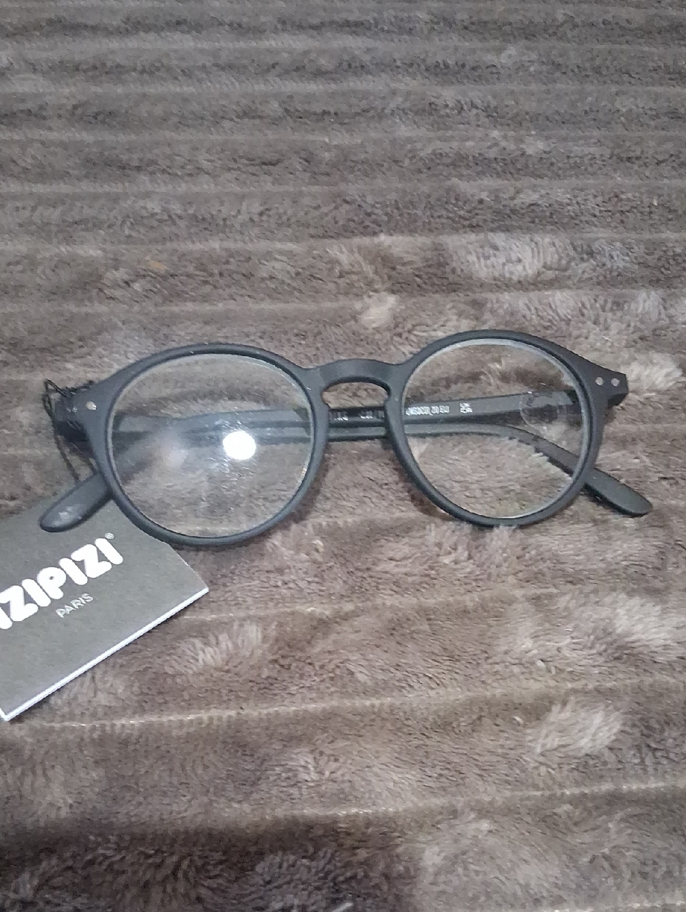 NWT Mens IZIPIZI Matte Black Reading Glasses +2.00